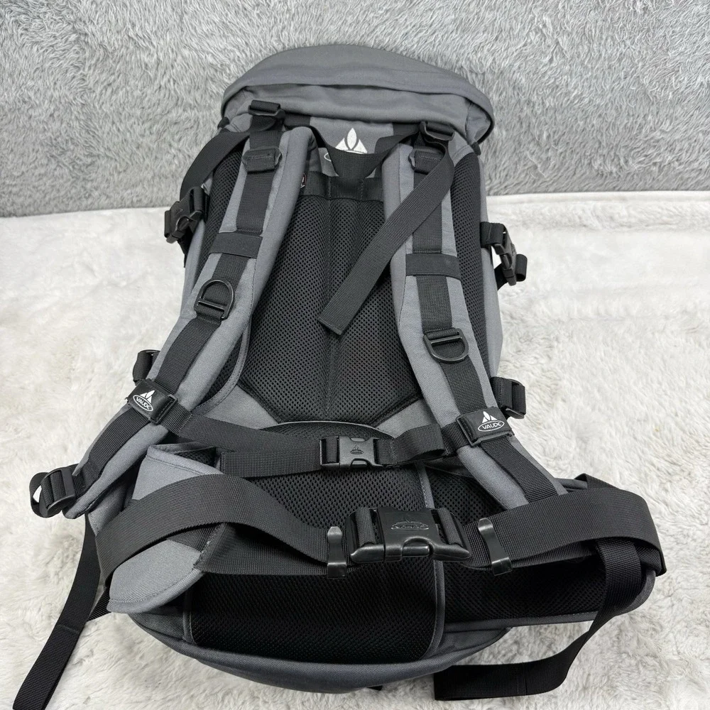 New VAUDE‎ Asymmetric 30 Back Pack Blue  Interior (Medium)
